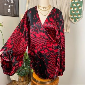 Lane Bryant 26/28 Balloon Sleeve Satin Wrap Top Red Black